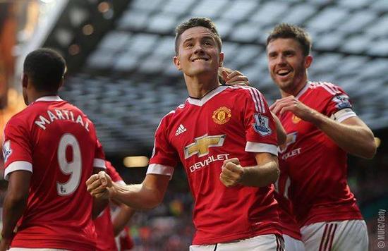 队参加过多 队参加过多