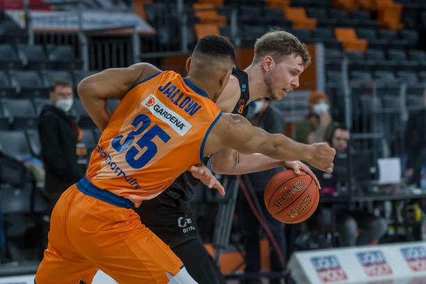 直接封杀谈 直接封杀谈